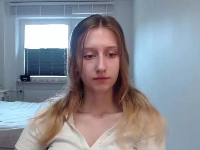 LUNAdream from BongaCams is Freechat