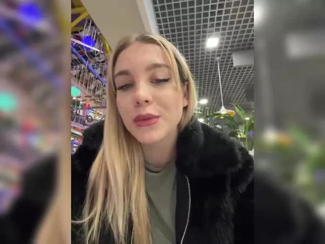 Photos of maksisisia from BongaCams is Freechat