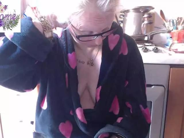 martachatte19 from BongaCams is Freechat