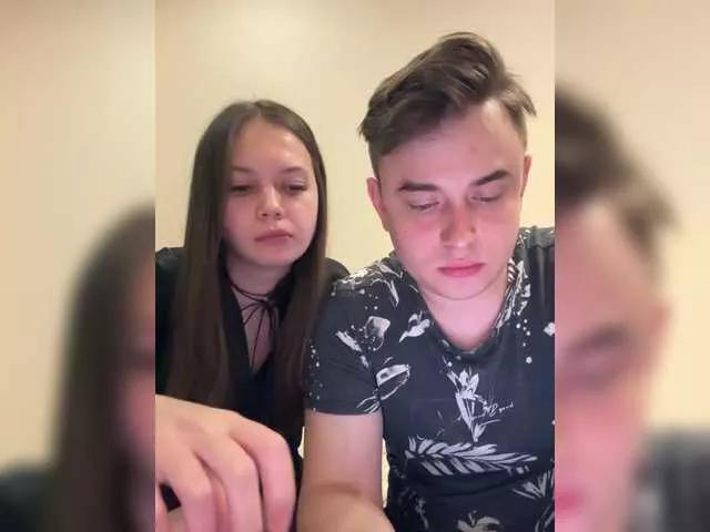 Girls free live sex cams: Check out the satisfaction of typing and cam2cam with our sensual livestreamers, who will teach you all about temptation and desires with their smoking hot physiques.