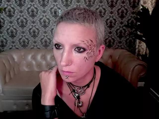 MiraMoonn from BongaCams is Freechat