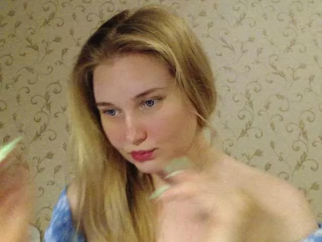 MissLilyAbrams from BongaCams is Freechat