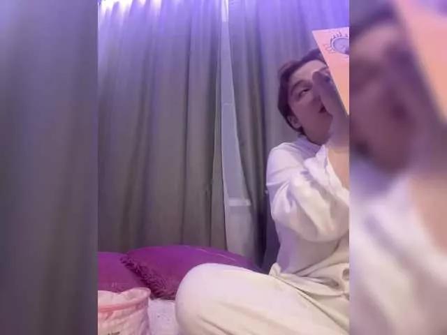 Girls free live sex cams: Check out the satisfaction of typing and cam2cam with our sensual livestreamers, who will teach you all about temptation and desires with their smoking hot physiques.