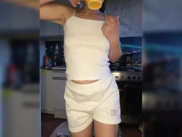 Girls free live sex cams: Check out the satisfaction of typing and cam2cam with our sensual livestreamers, who will teach you all about temptation and desires with their smoking hot physiques.