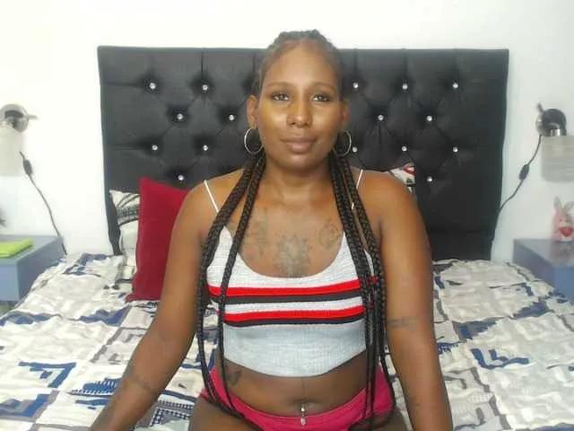 NaomyMoore from BongaCams is Freechat
