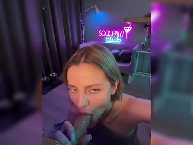 Nataliecroys from BongaCams is Freechat