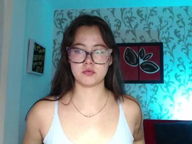Nikkolle-huyt from BongaCams is Freechat