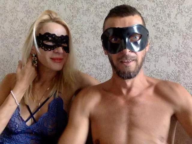 Girls free live sex cams: Check out the satisfaction of typing and cam2cam with our sensual livestreamers, who will teach you all about temptation and desires with their smoking hot physiques.
