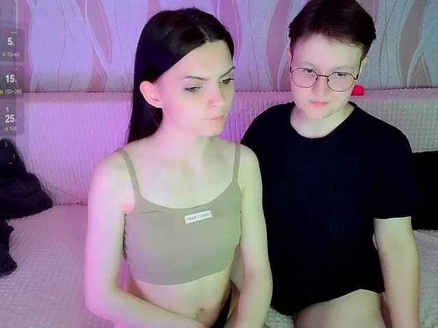 Girls free live sex cams: Check out the satisfaction of typing and cam2cam with our sensual livestreamers, who will teach you all about temptation and desires with their smoking hot physiques.