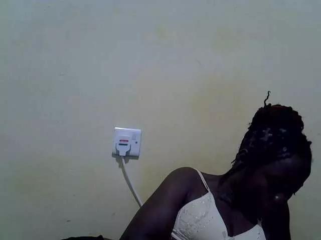 Pretty-doll from BongaCams is Freechat