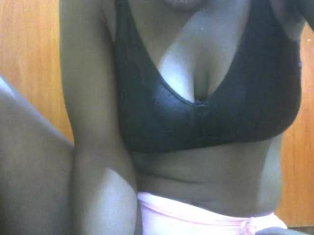 Prettybooty1 from BongaCams is Freechat