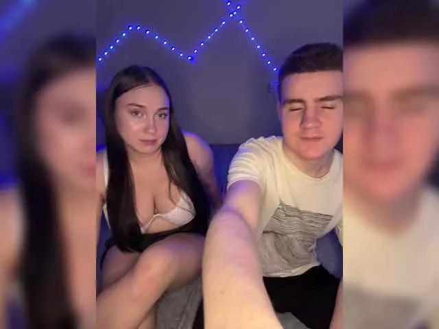 Girls free live sex cams: Check out the satisfaction of typing and cam2cam with our sensual livestreamers, who will teach you all about temptation and desires with their smoking hot physiques.