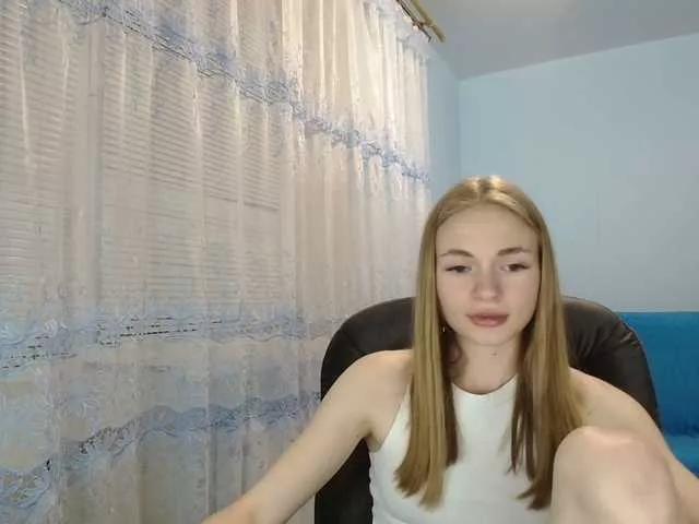 Girls free live sex cams: Check out the satisfaction of typing and cam2cam with our sensual livestreamers, who will teach you all about temptation and desires with their smoking hot physiques.