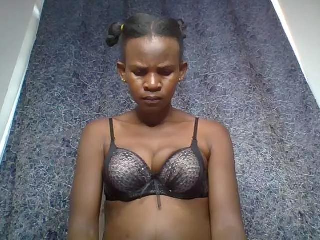 Queenyann from BongaCams is Freechat