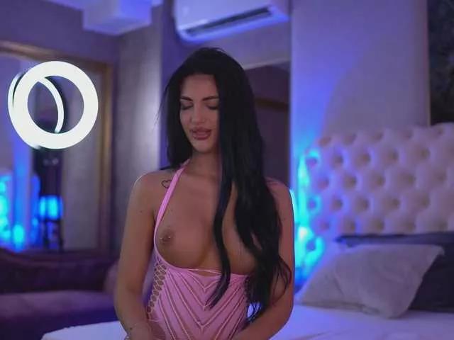 Girls free live sex cams: Check out the satisfaction of typing and cam2cam with our sensual livestreamers, who will teach you all about temptation and desires with their smoking hot physiques.