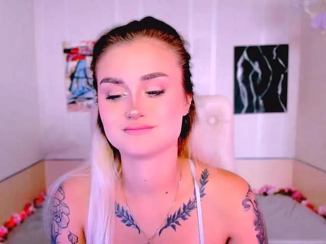 Ravenaaaa from BongaCams is Freechat