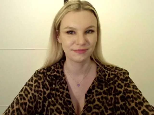 SadieCute from BongaCams is Freechat