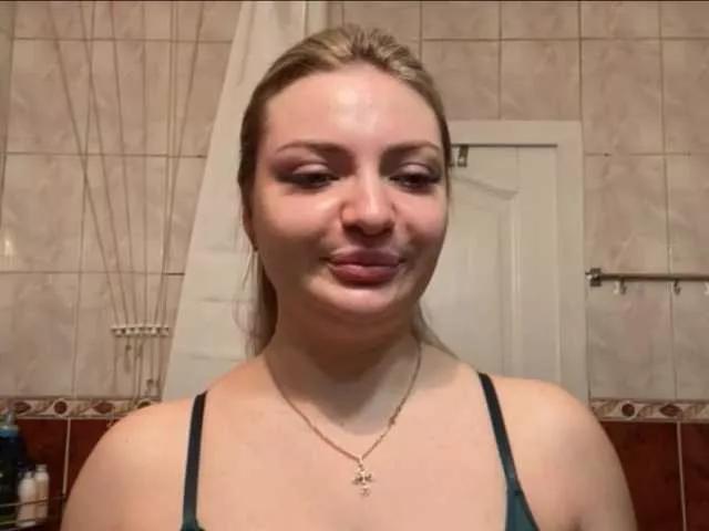 SantinaNagano from BongaCams is Freechat