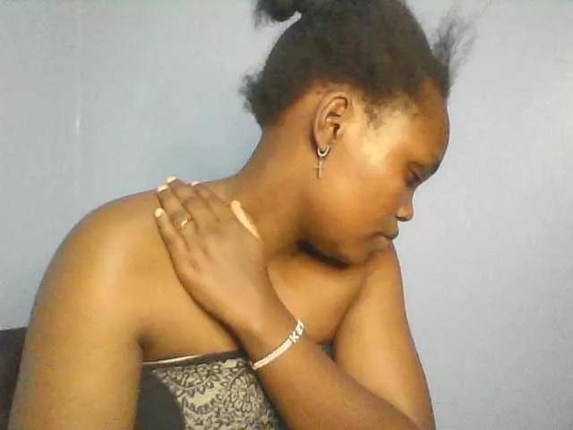 sexie-queen from BongaCams is Freechat