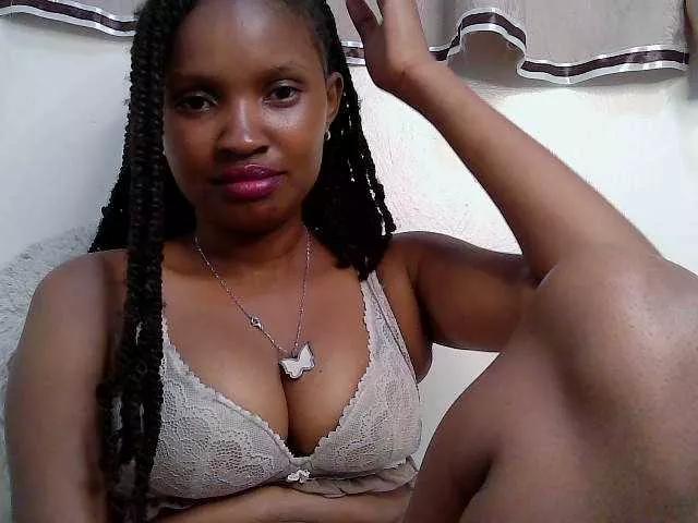 sexybounty2 from BongaCams is Freechat