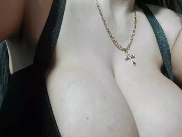 sexymeriem from BongaCams is Freechat