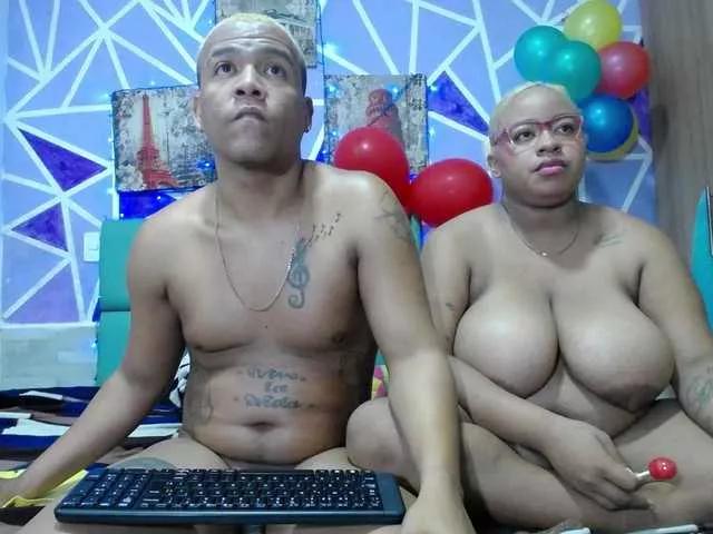 Photos of shantal-dominic from BongaCams is Freechat