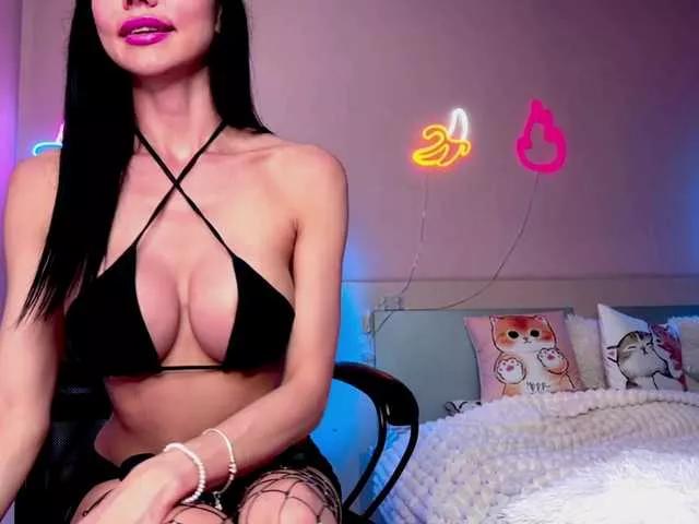 Girls free live sex cams: Check out the satisfaction of typing and cam2cam with our sensual livestreamers, who will teach you all about temptation and desires with their smoking hot physiques.