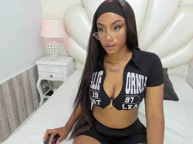 SofiaStanley from BongaCams is Freechat