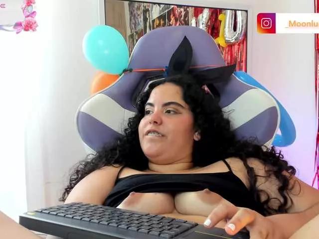 Sophie-Luna from BongaCams is Freechat