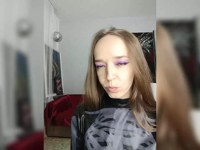 Girls free live sex cams: Check out the satisfaction of typing and cam2cam with our sensual livestreamers, who will teach you all about temptation and desires with their smoking hot physiques.