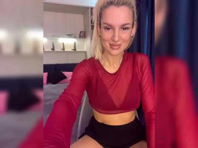 Girls free live sex cams: Check out the satisfaction of typing and cam2cam with our sensual livestreamers, who will teach you all about temptation and desires with their smoking hot physiques.