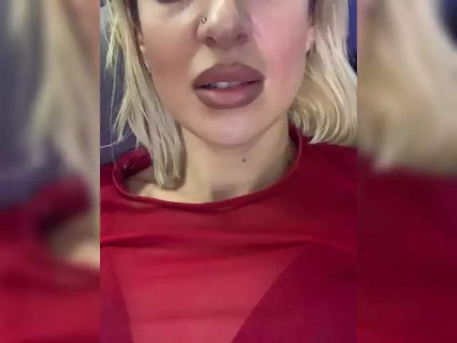 Girls free live sex cams: Check out the satisfaction of typing and cam2cam with our sensual livestreamers, who will teach you all about temptation and desires with their smoking hot physiques.