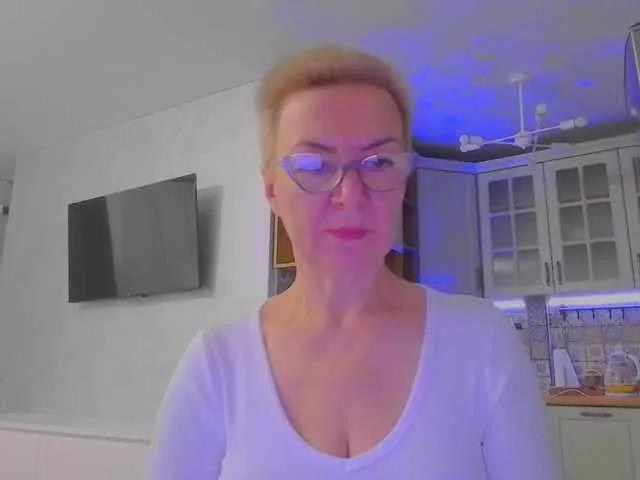 TheCryptoQueen from BongaCams is Freechat