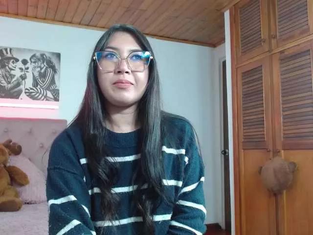 tiffany-squirt from BongaCams is Freechat