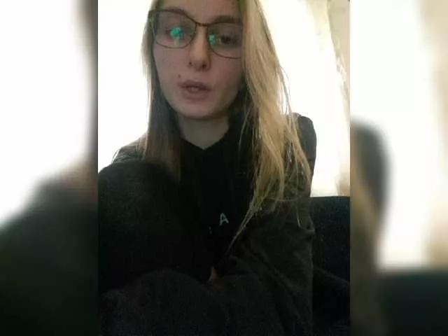 Girls free live sex cams: Check out the satisfaction of typing and cam2cam with our sensual livestreamers, who will teach you all about temptation and desires with their smoking hot physiques.