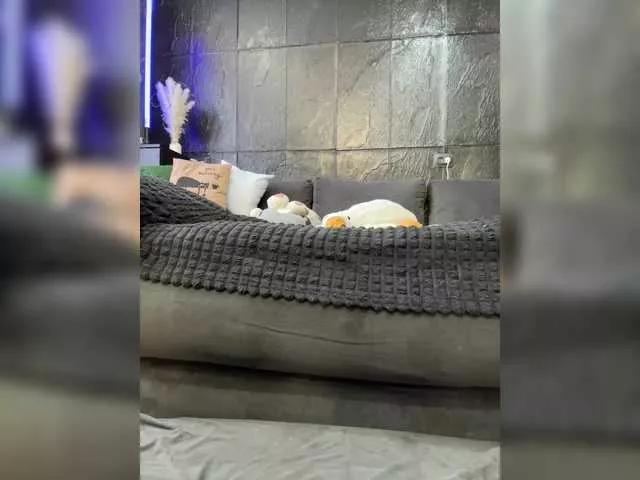 Girls free live sex cams: Check out the satisfaction of typing and cam2cam with our sensual livestreamers, who will teach you all about temptation and desires with their smoking hot physiques.