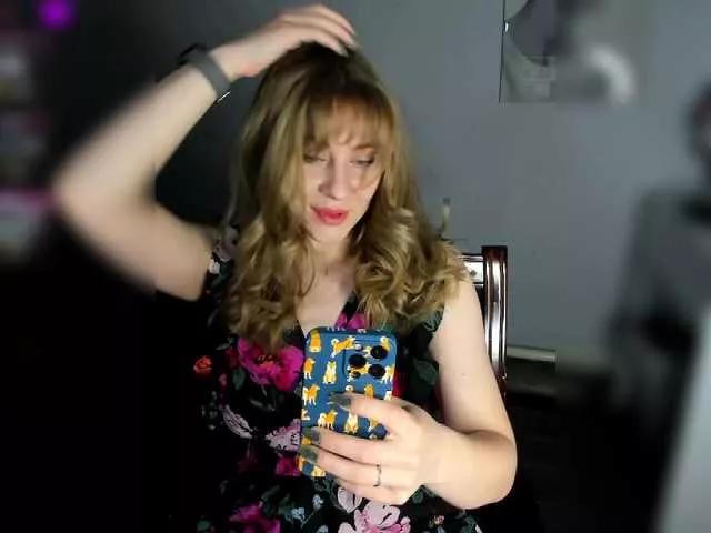 Girls free live sex cams: Check out the satisfaction of typing and cam2cam with our sensual livestreamers, who will teach you all about temptation and desires with their smoking hot physiques.