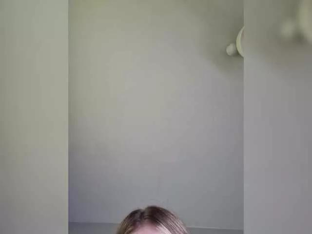 VladaMais from BongaCams is Freechat