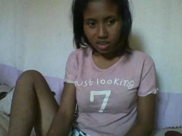 YoungNatie from BongaCams is Freechat