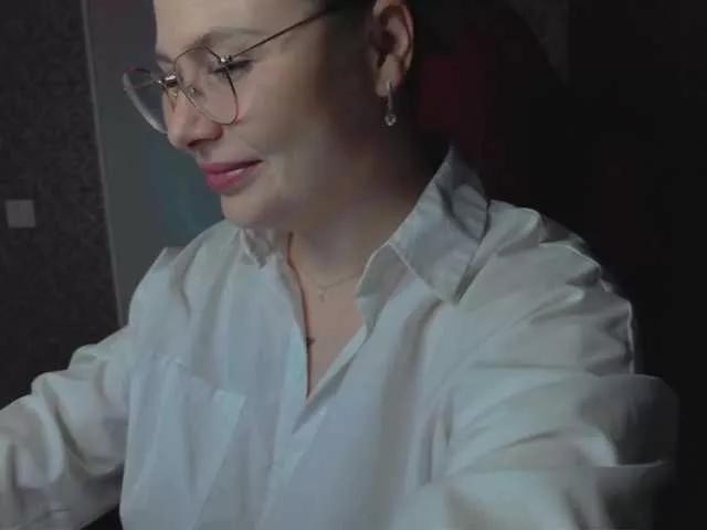 YourFunnyBlondiee from BongaCams is Freechat