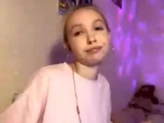 aaliyahking from CamSoda is Freechat