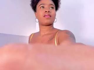 abril-storm from CamSoda is Freechat