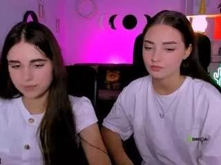 Girls free live sex cams: Check out the satisfaction of typing and cam2cam with our sensual livestreamers, who will teach you all about temptation and desires with their smoking hot physiques.