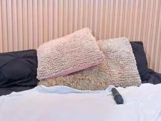 ainarajimenez from CamSoda is Freechat