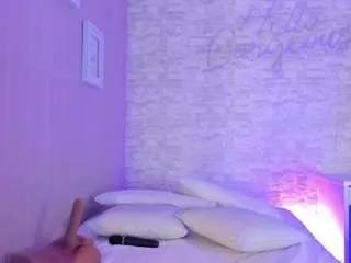 aisha-h from CamSoda is Freechat