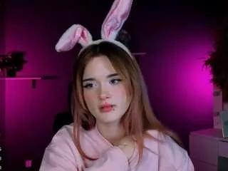 alexa-night from CamSoda is Freechat