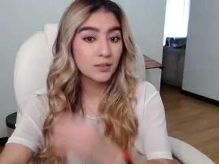 Girls free live sex cams: Check out the satisfaction of typing and cam2cam with our sensual livestreamers, who will teach you all about temptation and desires with their smoking hot physiques.