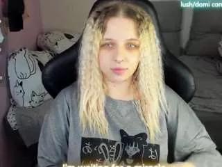Girls free live sex cams: Check out the satisfaction of typing and cam2cam with our sensual livestreamers, who will teach you all about temptation and desires with their smoking hot physiques.