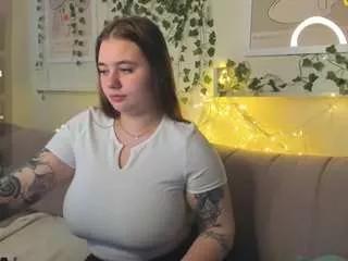 Photos of alli-aster from CamSoda is Freechat