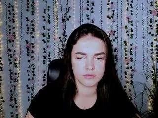 allison-black from CamSoda is Freechat